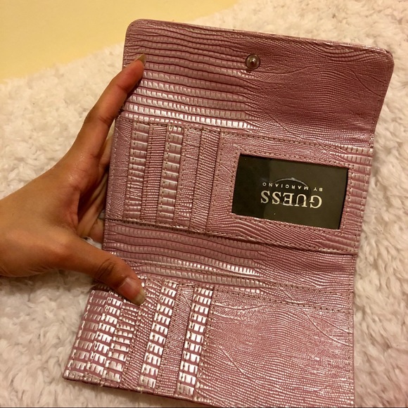 GUESS WALLET - Picture 3 of 4